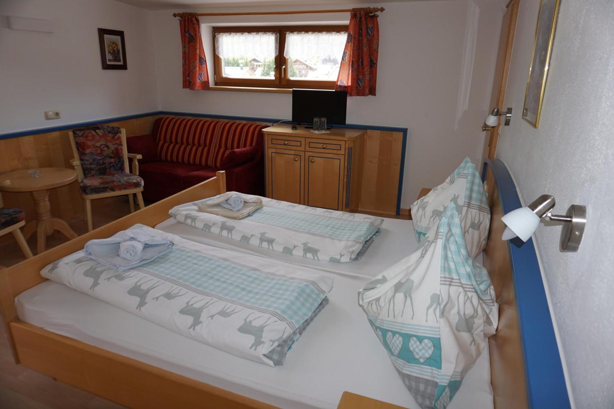 Pension & Appartements Anny Maria Alm am Steinernen Meer Exterior foto
