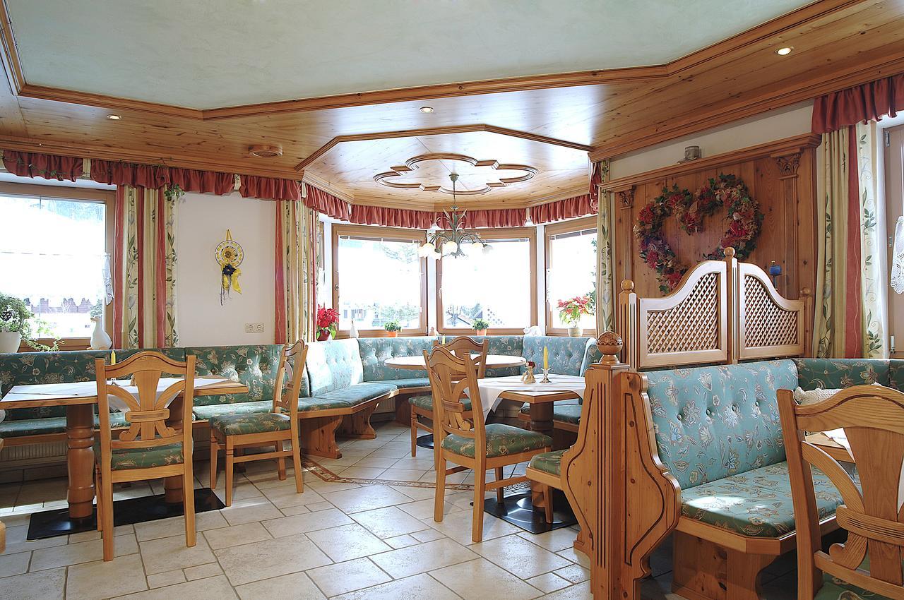 Pension & Appartements Anny Maria Alm am Steinernen Meer Exterior foto